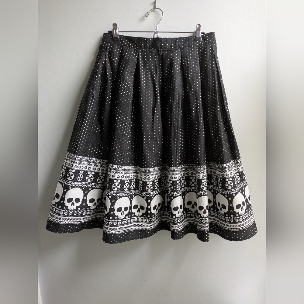 EUC...Goth-like Hell Bunny Black and White Polka Dot Skull Midi Skirt - Picture 4 of 7